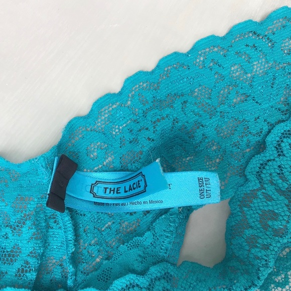 4 pair Victoria Secret Blue Purple set lace OS - Picture 9 of 11